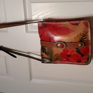 Patricia Nash Leather Crossbody bag